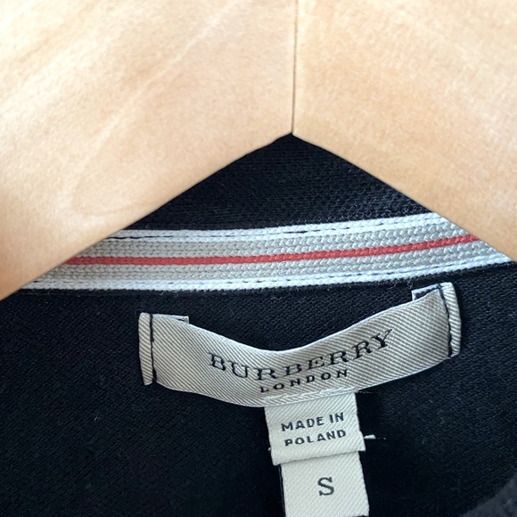 Burberry Ruffle Front SS Polo NWOT - Picture 4 of 5